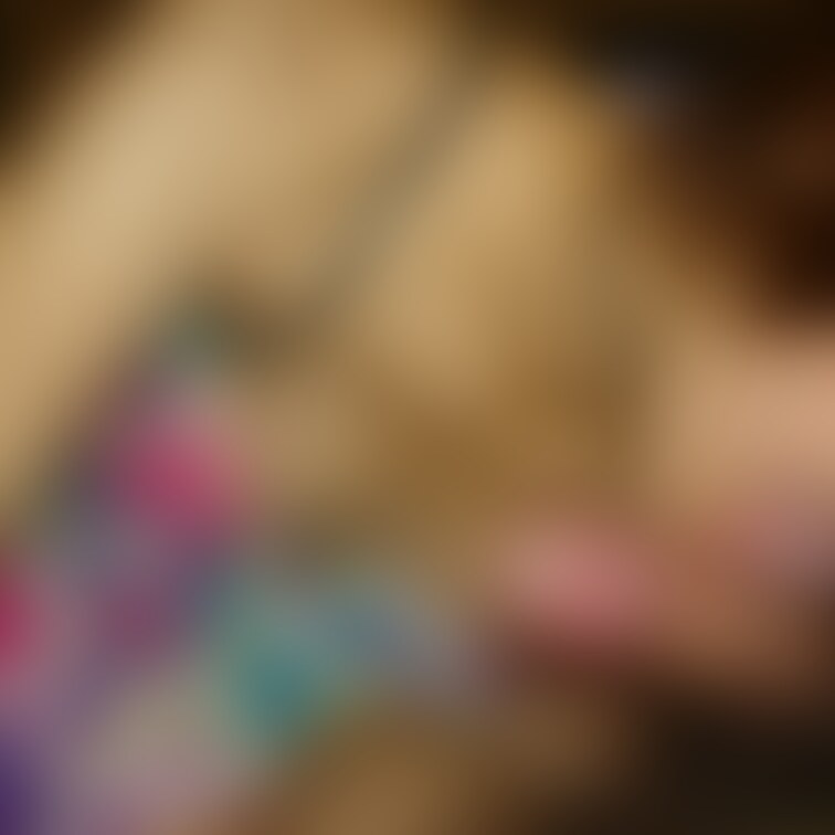 着替えも準備してさやかちゃんと一泊。食事と風呂を済ませて、お楽しみついでの撮影です。さやかちゃんのフェラはとにかく長いん