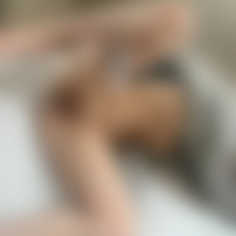  犬みたいなポーズでちん媚びしなさいと命令されたので頑張りました😖❤️
おりこうですか？😖❤️

🔰私と直接連絡先