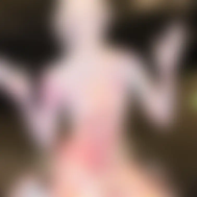 【金髪美女のペイントメッシー】
可愛い女の子がノリノリでペイントメッシーに挑戦してくれました!初めから白いペイントを