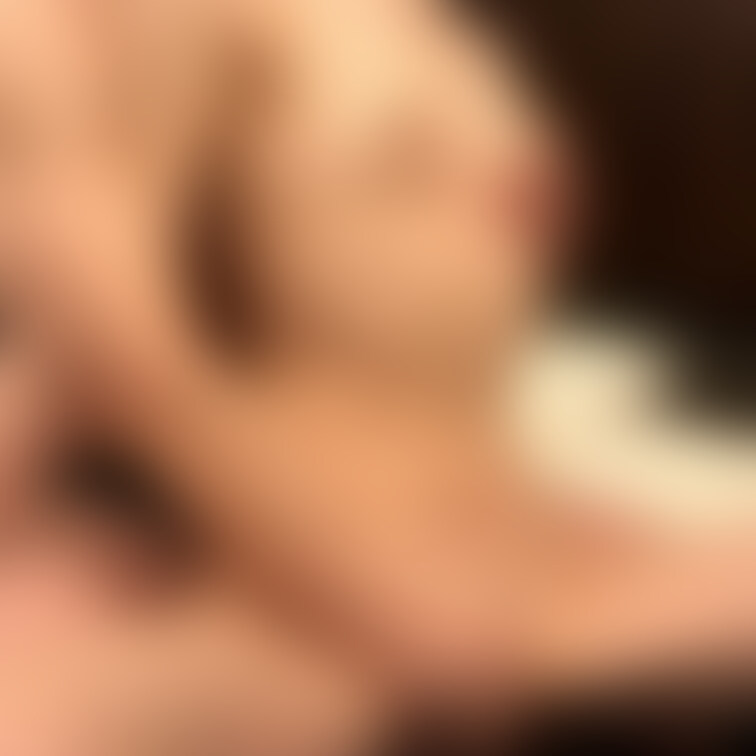 淫乱人妻を乳首＆クリ責めでおまんこグッショグショに感じちゃいます💕