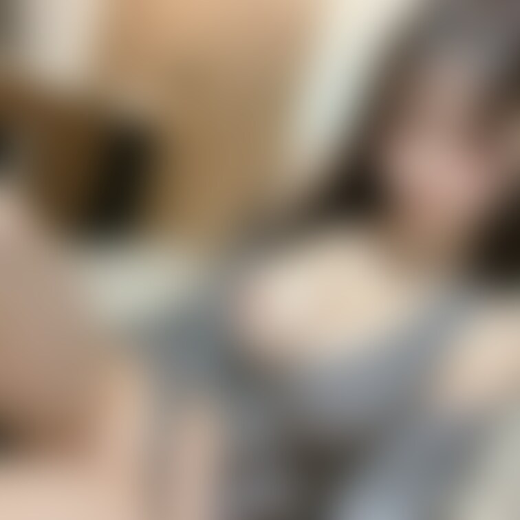 ノーブラ散歩チャレンジは時々だけど、部屋では結構脱いでます。
友達には露出魔って言われます😂