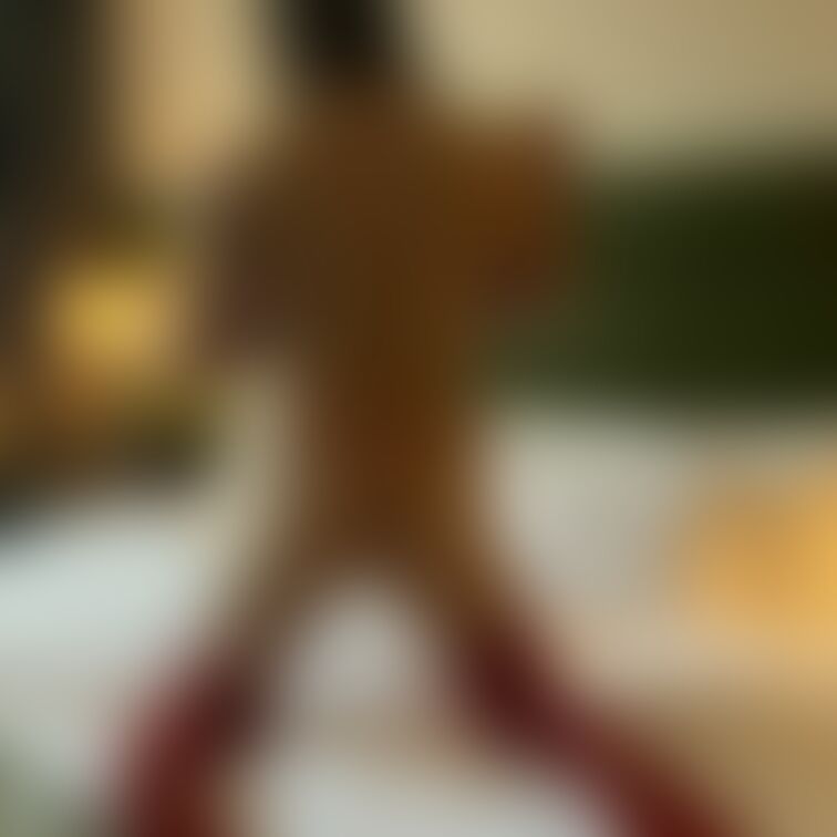 脱いでるところって、、
興奮、、するのかぁ。。。