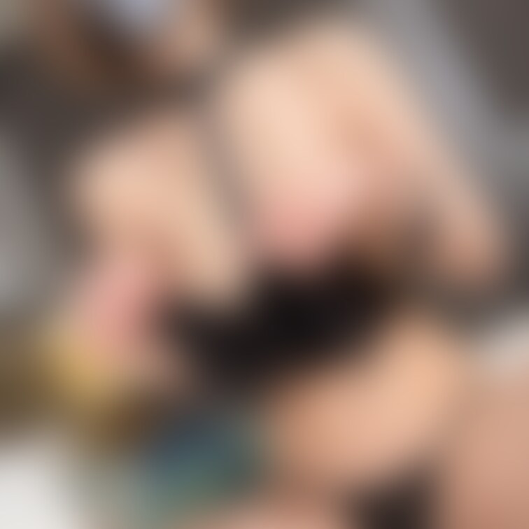 こんばんは…ましろだよ🌙

今日はね、いっぱい「好き」って言ってほしいの…💗✨



ましろ、甘えたい気分で