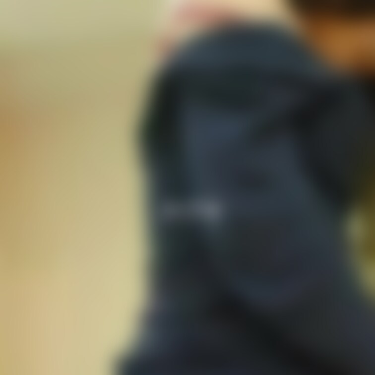 SA多目的エチから帰宅後、物足りなかった彼女はソファーでテレビを見てるちんちんを勝手に使って、オナニーしてました🙂
イ