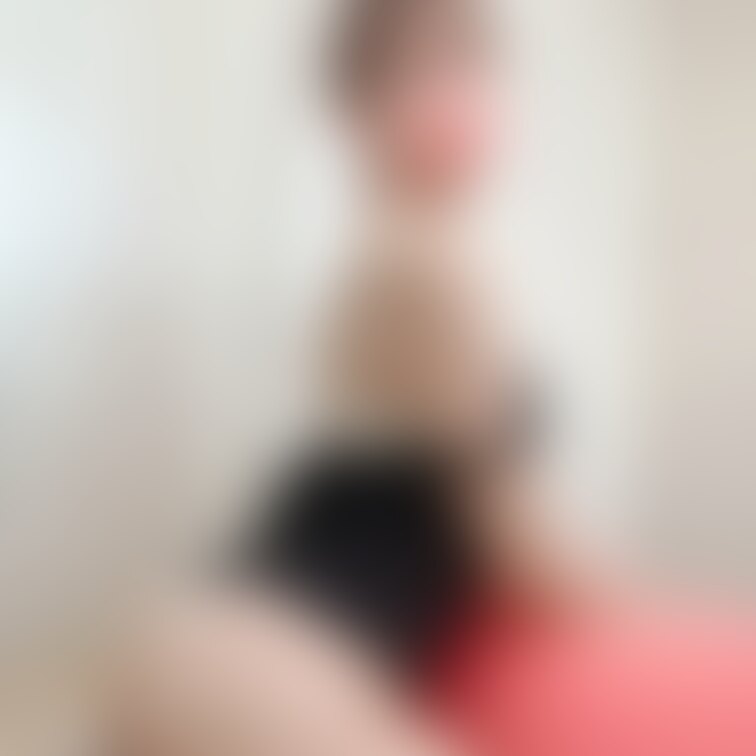 不定期更新🙌

この間の配信はありがとうございました🥰

年始には皆で新年会しましょうね🌈

今年はどんな1