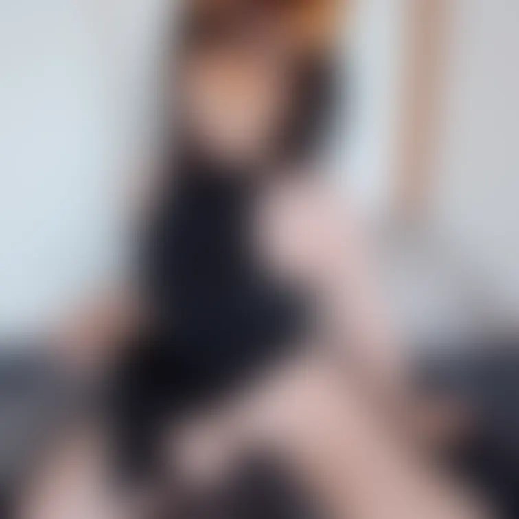 ぱんつ…みる？＆せくしー後ろ姿＆髪くくったほうがいいかな？🦊

セクシーなおねえさんっぽく撮りたかったけど
小悪魔