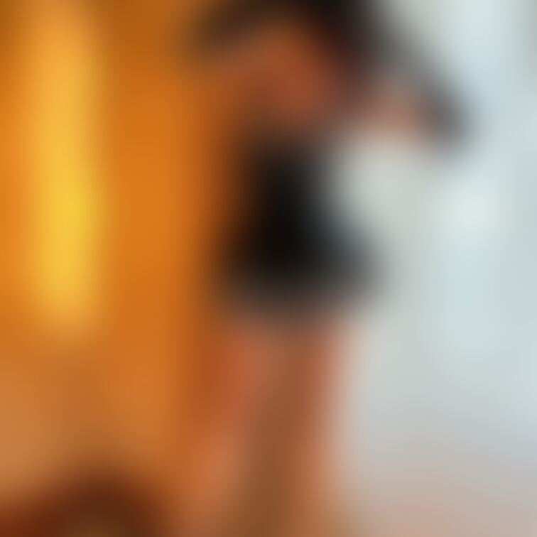 今日は、、どうなさいますかぁ、、、
ご主人さま。。。