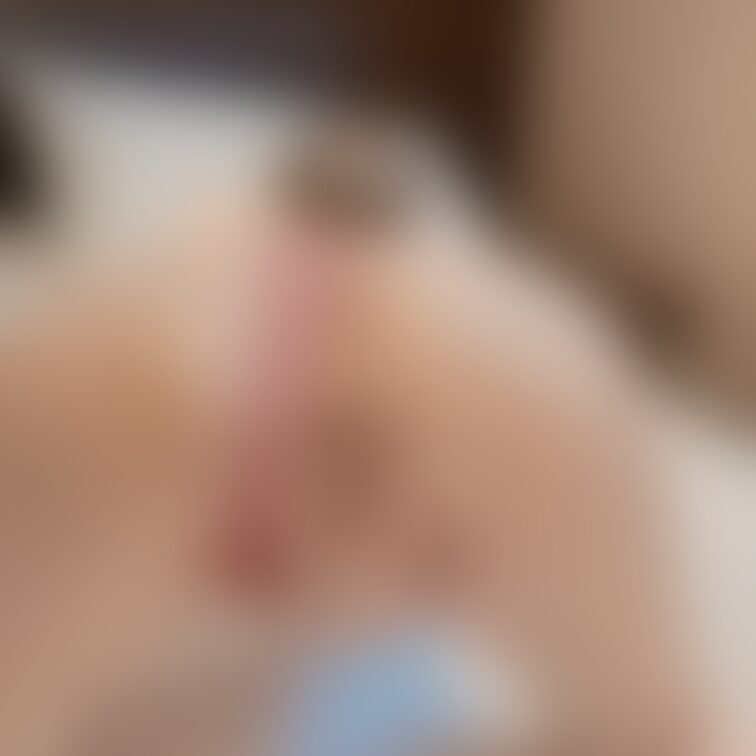おはようございます💕
朝から一緒にムラムラしよぅ〜♡
人妻はもぅもぅイキそ〜だよぅ〜