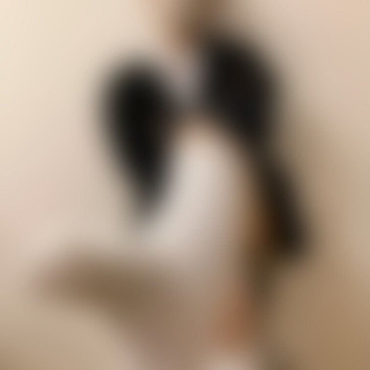 [SNS過去投稿] 2枚
①1列に並んで口を開けなさい。
1人ずつ突っ込んでいきまーーす👹
②慣れない格好をしてみ