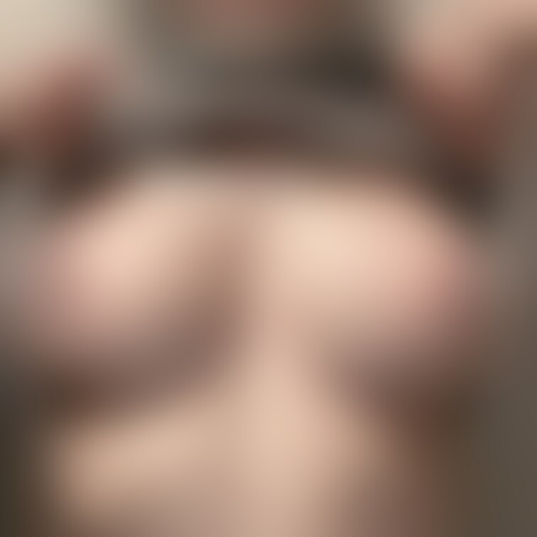 おっぱい♡
モザイクな し見たい人はいいね押してね