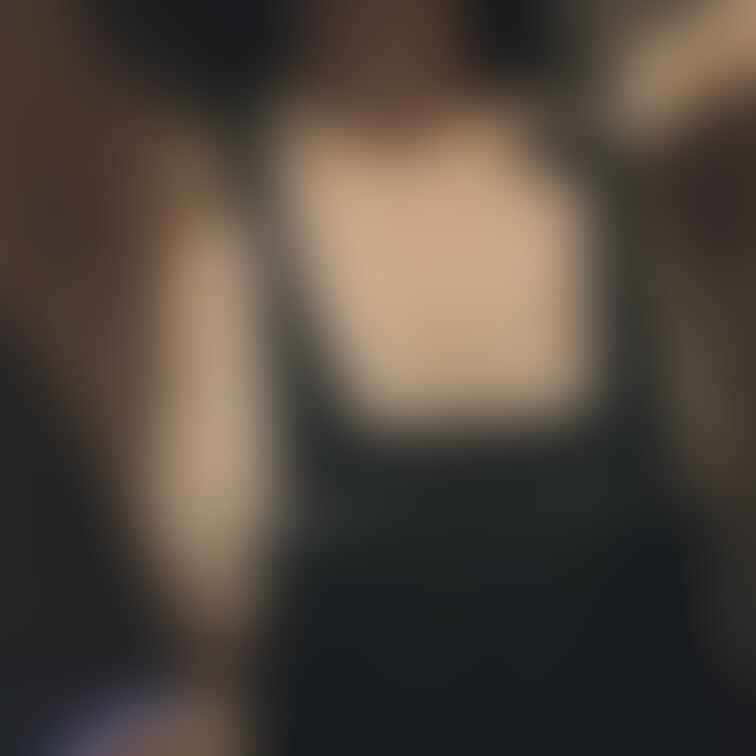 はみ出てる?