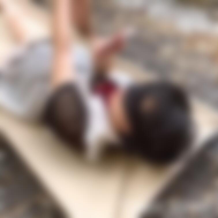 透け透けメイド服の変態カメラマンしのぴが友達のパンティを脱がしながら撮影📸 


イチャイチャ仲良く撮影してる様子