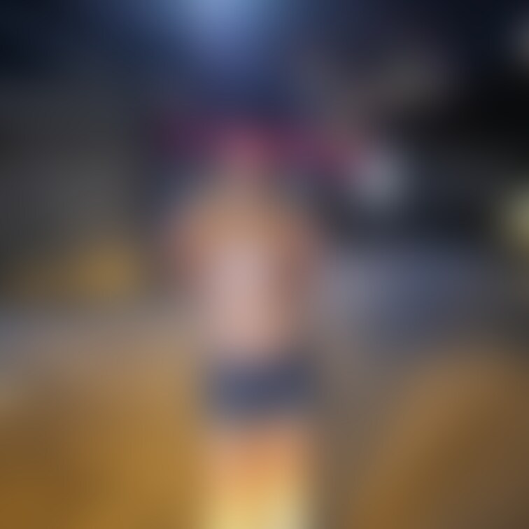 夜の市場で