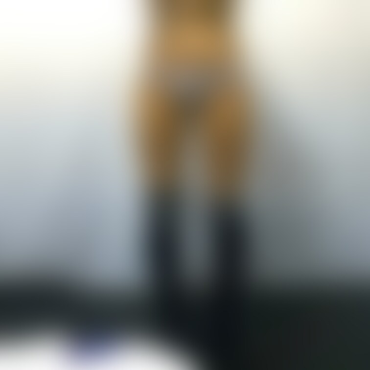 ブルマ生着替えの切り取り画像です。