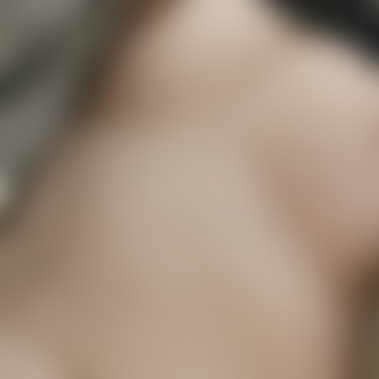 8月後半なのに蒸し暑い夜続きますね…
寝れなくて1枚だけ🤫