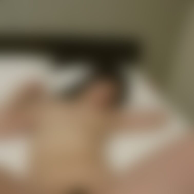 完全顔出しになります。
今後公開期限も設定予定ですので確実に保存されるようお願いします。