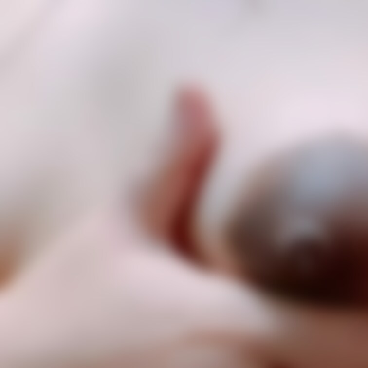 モデル　いぶき28歳　産後1ヶ月

○○○乳ママさんです！
パンパンに張った大きなおっぱいから絞られる○○○乳に興