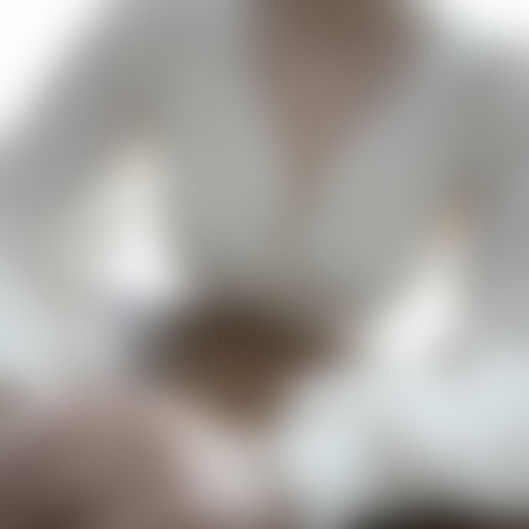 まだ人生で一度もした事ないんだけど、
男女の宅飲みってこんな雰囲気?🥺
