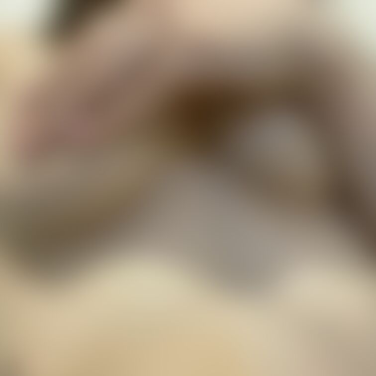 薄着しとったらムラムラして結局全裸🤣
ガッツリオナって寝たわ💦💦💦