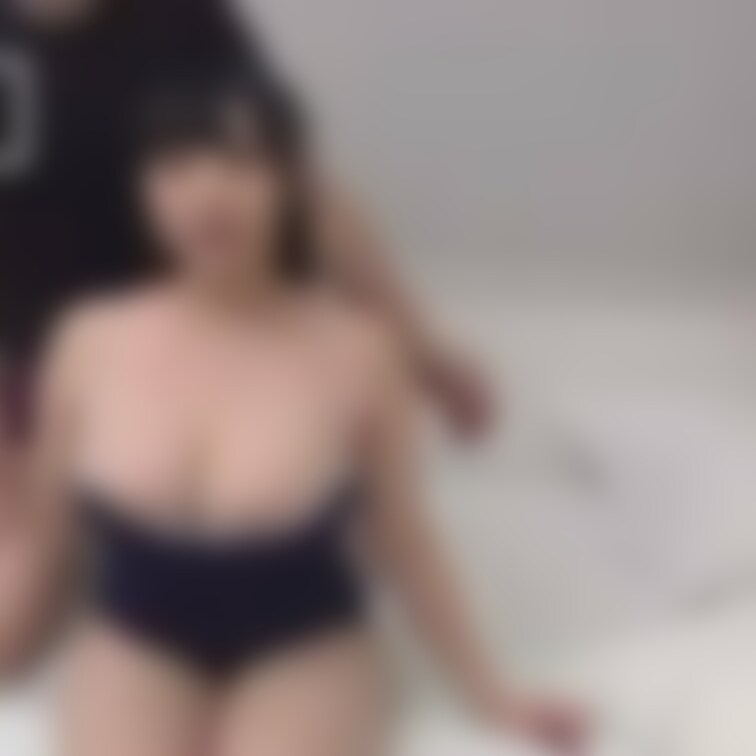 スク水まだいけるかな？♥️
