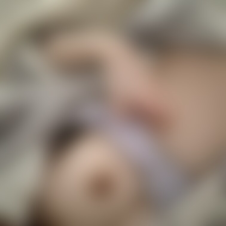 今朝のさあやのおっぱい見て?
さあやのおっぱいも好きかな?
恥ずかしいんだけどいっぱい見て欲しいな😍
興奮するかな