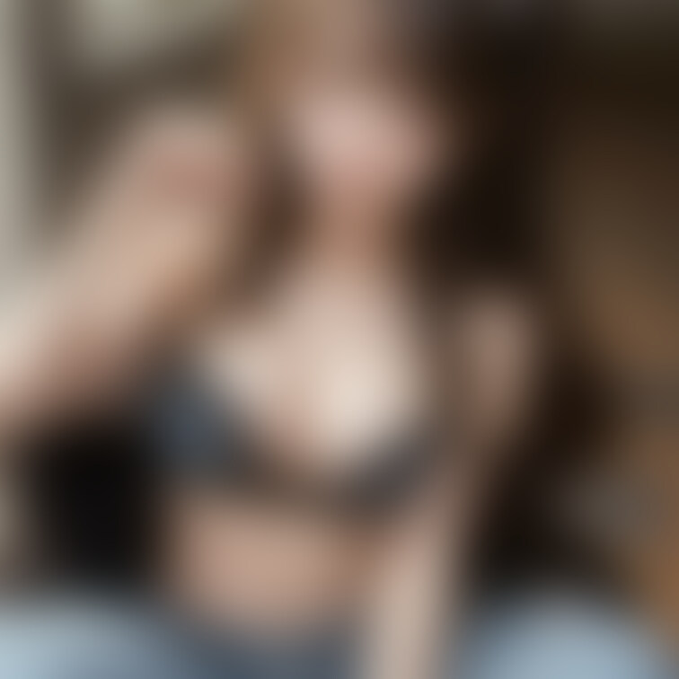 ジーンズの似合うケモ耳ちゃんのセクシーショット詰め合わせです！
ジーンズがメインです！お胸の見過ぎは厳禁ですよ笑