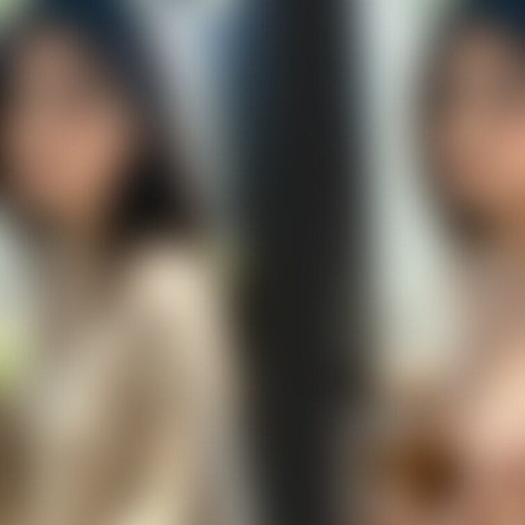 着衣と脱衣を並べた画像です。画像№526