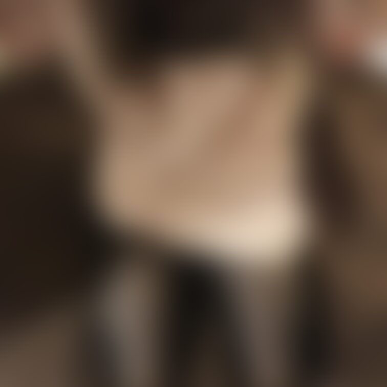 どっちの太ももが好きですか？