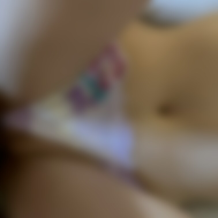 サルート下着で正常位🥺❤️激しく突かれて気持ちよすぎて声でちゃった🍌💦潮吹きしそうで我慢してました🐳❤️