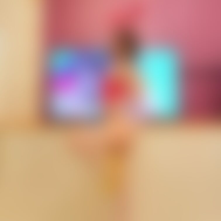 もしもわたしがAV女優だったら…❣️笑
旦那さんが撮ってくれる写真は映えますね🥺❤️
自分で自称監督って言ってま