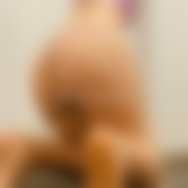 【職場でエロ自撮り🥰】
職場の使ってない部屋で
いやらしい写真撮りました
ドキドキ💓
