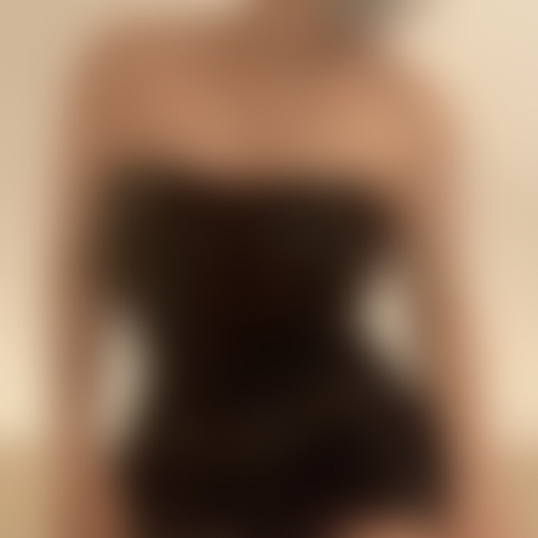レザーコスチューム💕タイトでえっち…🥺