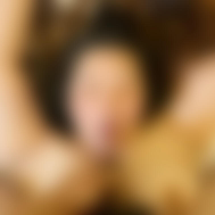 若いひと（とくに20代前半）のひとは、出るときの勢いがすごいです。

ほんの少しおでこに付いたくらいで、あとは顔を通
