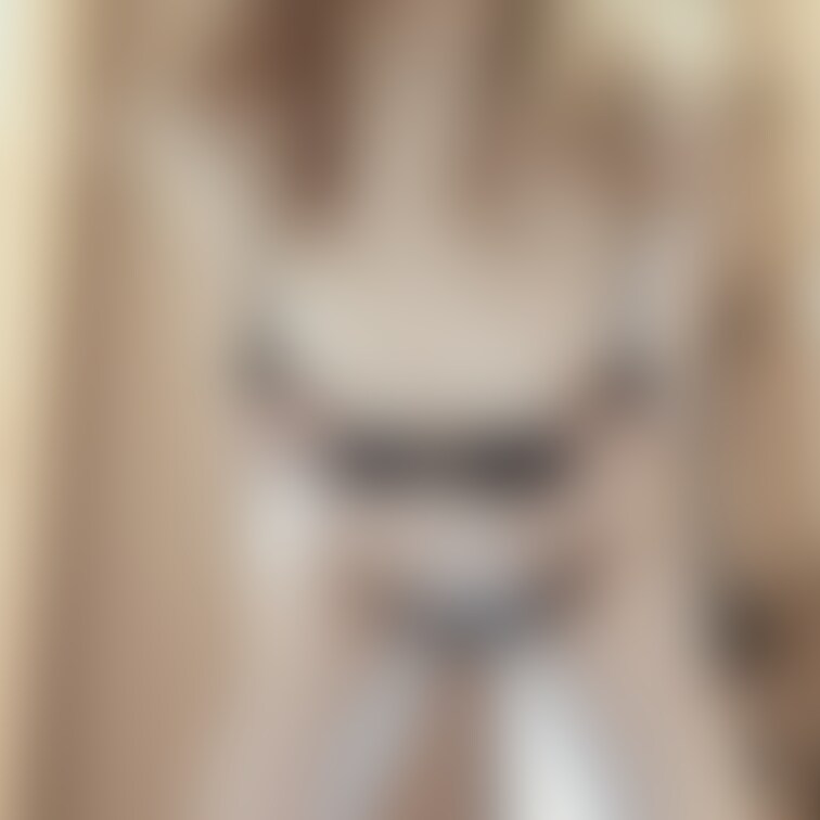 玄関で気持ちいいことしちゃった🤭💞