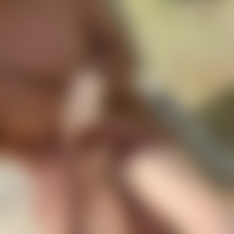 お外でパシャリ✨ノーパン生活万歳🥳