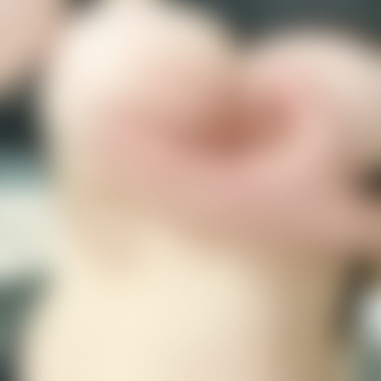 この下乳感が良いよね(´・ω・｀)♡