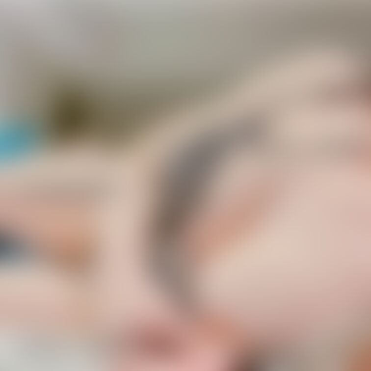 ん？乳輪？
ね？今日も元気でしょ？笑

おはよぉ💕
まだしてないんだが…🫠
処女膜再生後(まいは1ヶ月で再生w