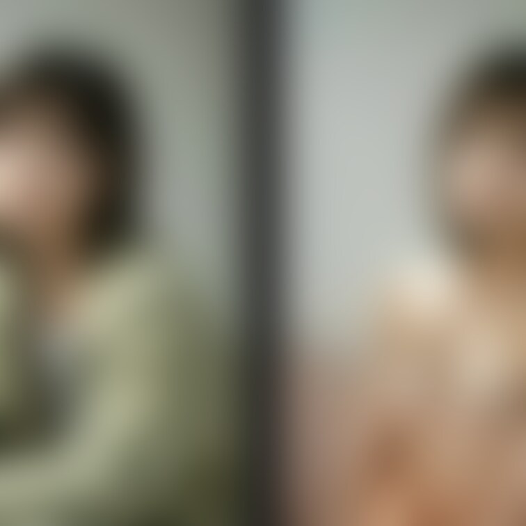着衣と脱衣を並べた画像です。画像№1095