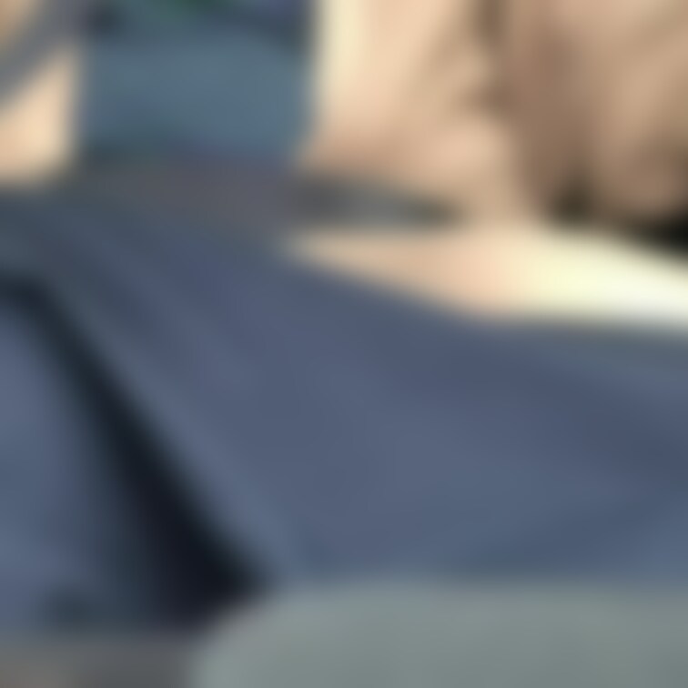 車内パンチラLONGです。