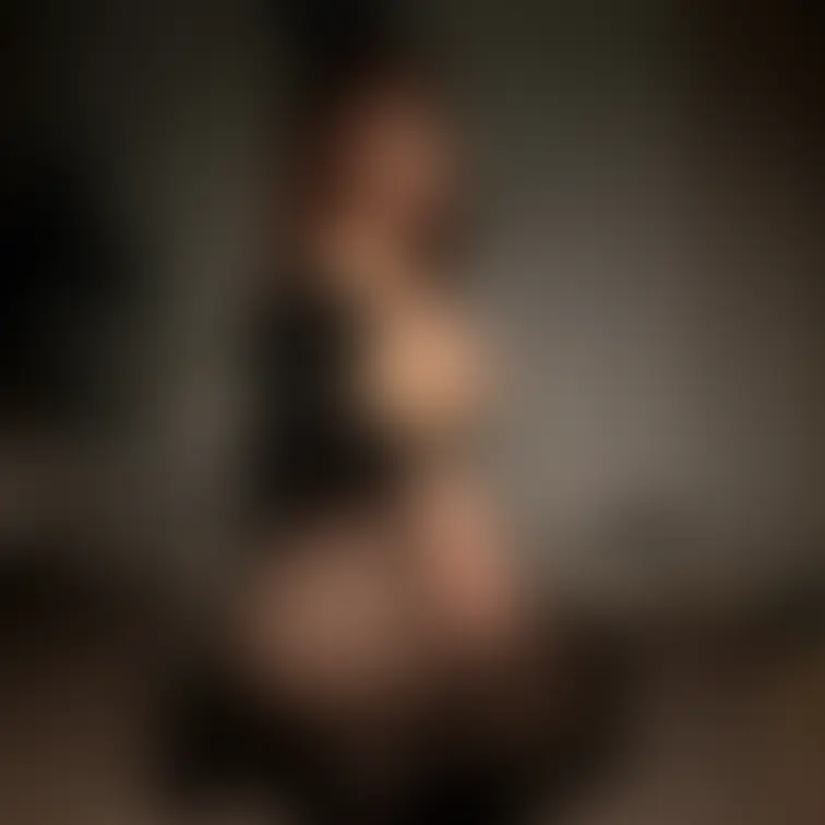 何もしないの？ほんとに…？
こんな格好して、隣にいたら…
ふつう、我慢できないでしょ？