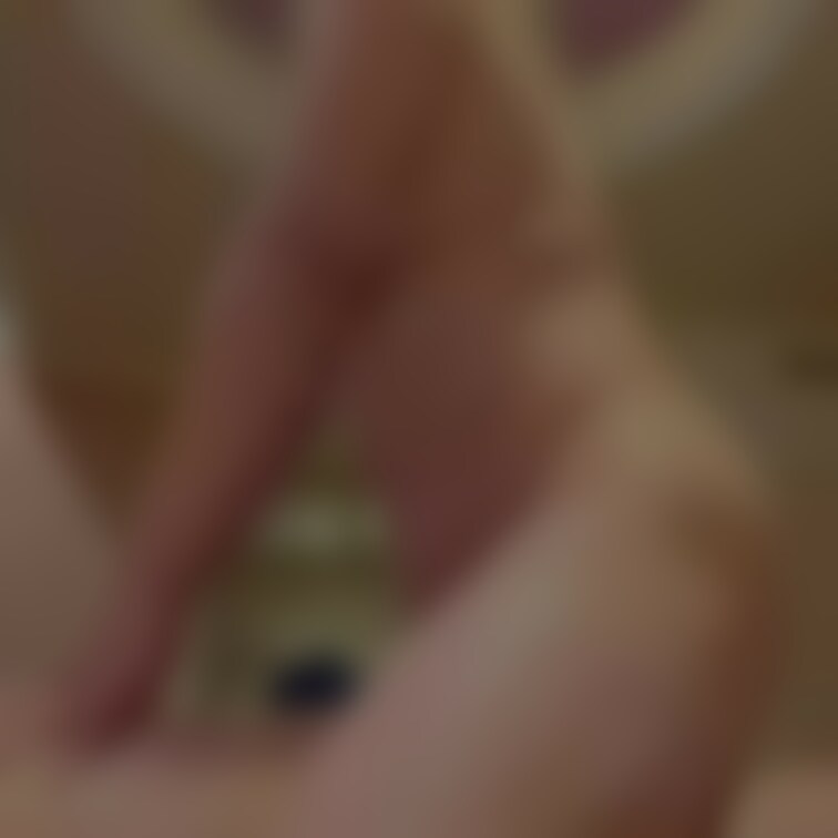 寝ているご主人様を○○○して1人でイッてしまいました（/｡＼) 