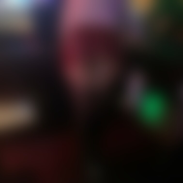 某バーにて割れ目露出

Twitter（Remi）
https://mobile.twitter.com/rede