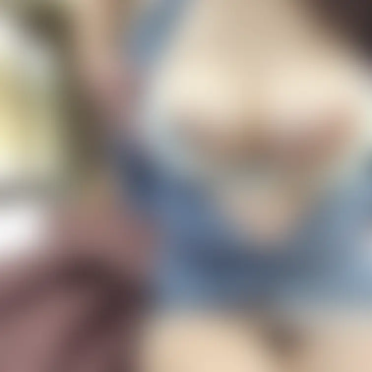 ♥️露出♥️巨乳好き向け動画

ベッドに彼女を座らせる
後から巨乳を鷲掴み
巨乳好きの方へのプレゼント
少しず