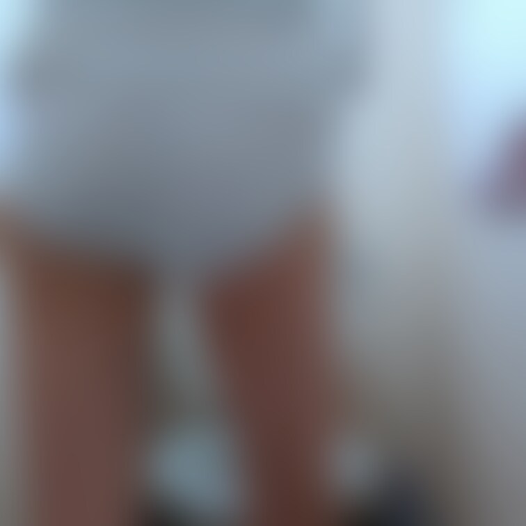 撮影日:2024-05-07
動画編集中でお待たせしてます💦 いま編集してるのはおしっこ動画と一昨日の動画のフル版作成