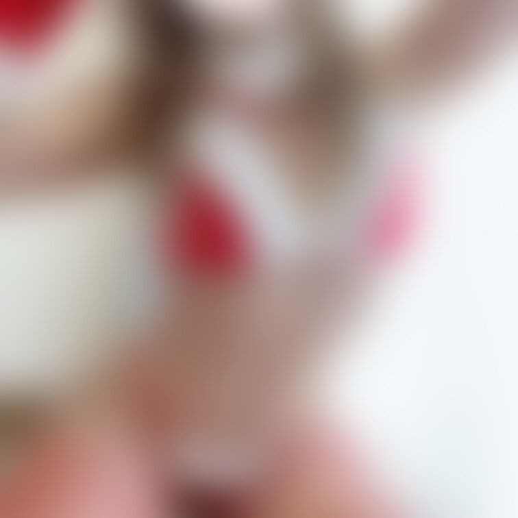 🎄♥️Happy Merry Christmas♥️🎄
りんバニーサンタのえちえちショットだよ🐰💕︎