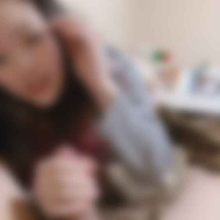 可愛い彼女とお家えっちしてたらママにバレた！扉が開いたと同時に射精！！修羅場すぎた。。