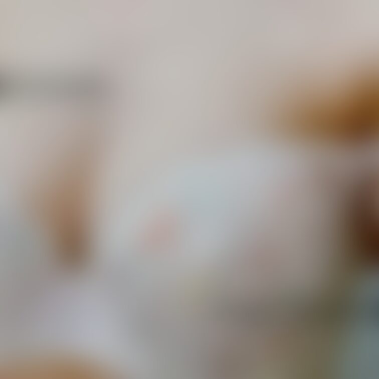 ブラ脱がしてみる？


