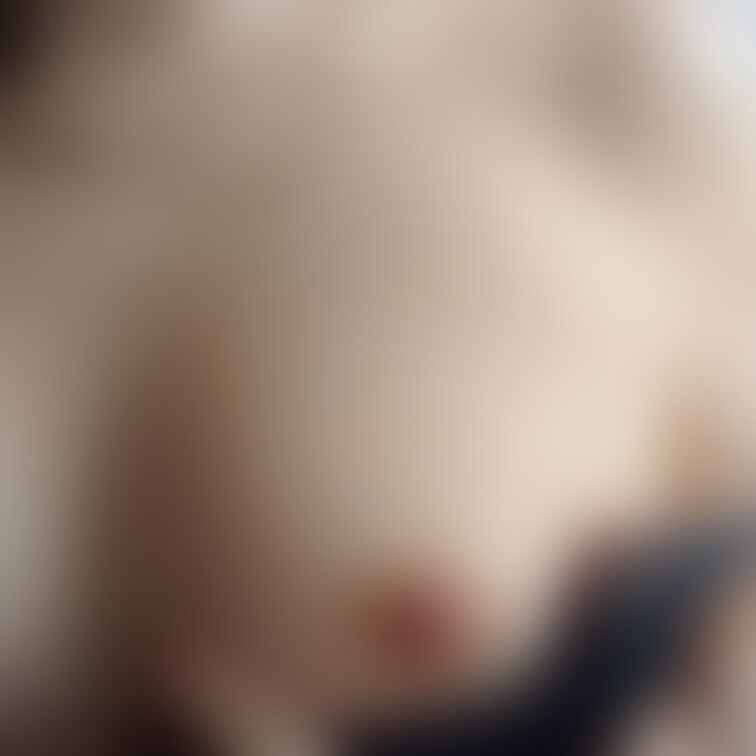 今日のおっぱい♡
わたし乳輪小さいんですよね…
脱いだら寒くて鳥肌立ってます笑