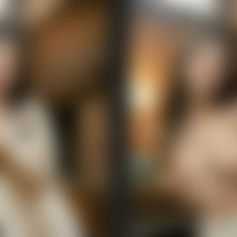 画像№1363   着衣と脱衣を並べた画像です    ※有料プラン用