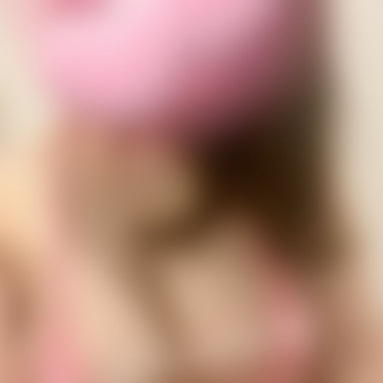 お風呂入る前に自撮りしてたら興奮してきて
オ◯ニーしちゃった🥰
いっぱい濡れ濡れに👙💕

